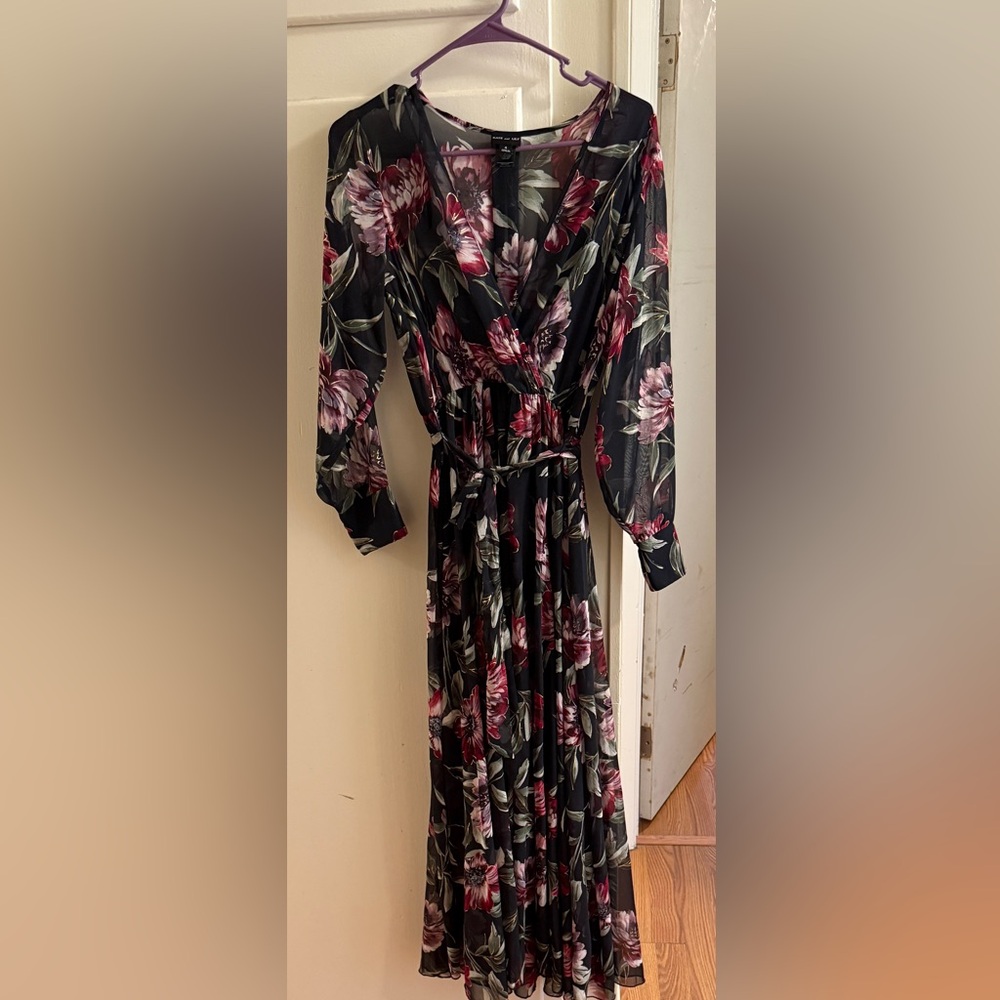 Elegant Floral Long Sleeve Dress in Black and Pink